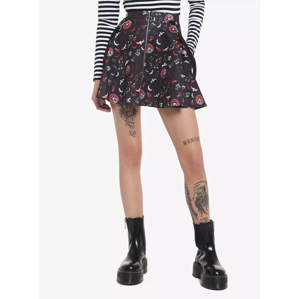 Hot Topic Emily The Strange O-Ring Circle Skirt in Black/Red Size M (Runs Small)